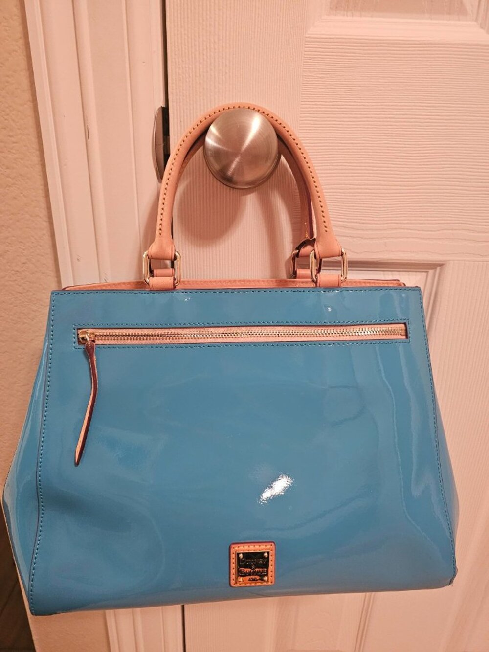 NWOT Dooney & Bourke Women's Patent Zip Satchel in Sky Turquoise w / Wallet